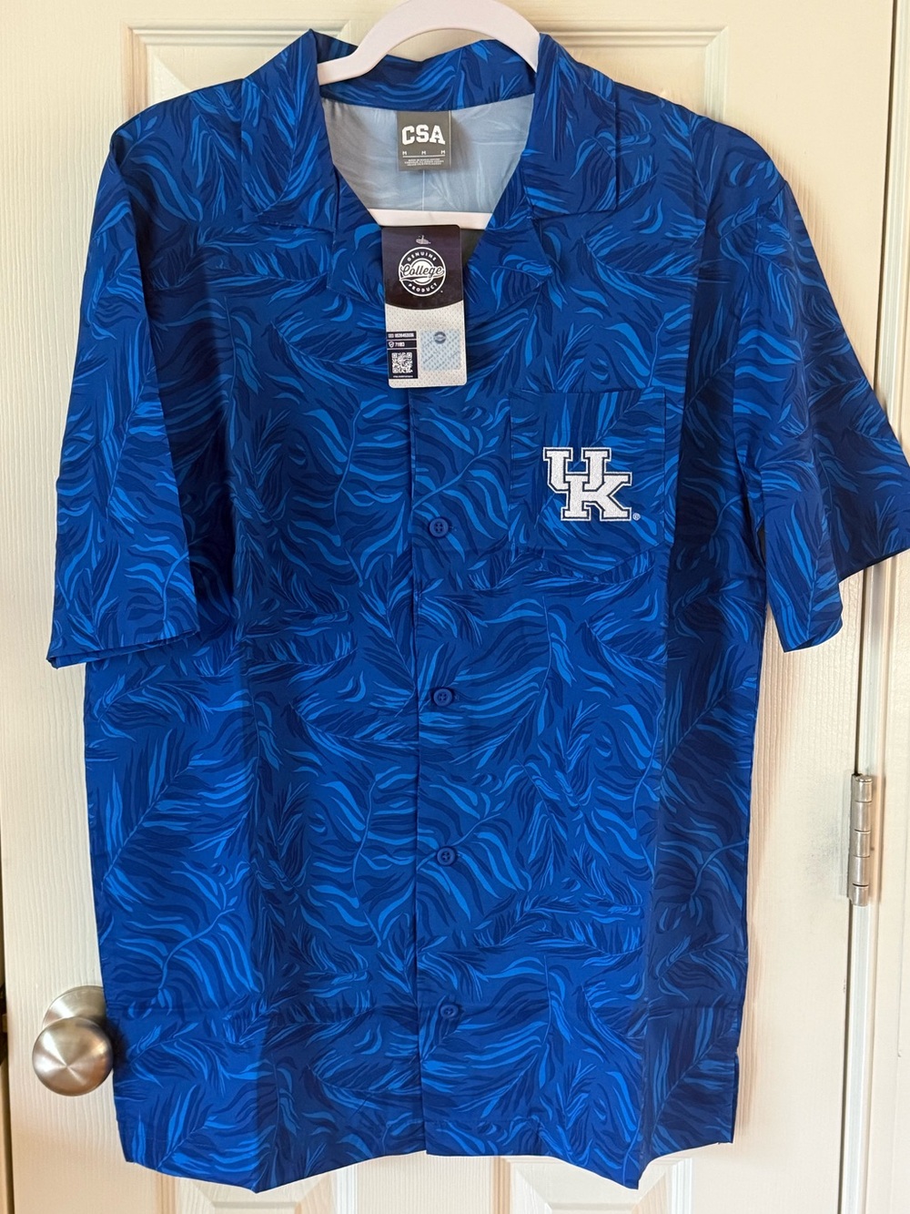 NWT Kentucky Wildcats UK Blue Hawaiian Camp Shirt Mens Medium NCAA